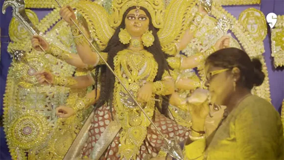 Swiggy brings Durga Puja celebrations home for over 600 senior citizens in Kolkata with its 'Bhog Elo Ghorey' campaign