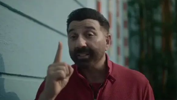 Sunny Deol fails at breaking wall made of Bangur Cement using his 'Dhai kilo ka hath'