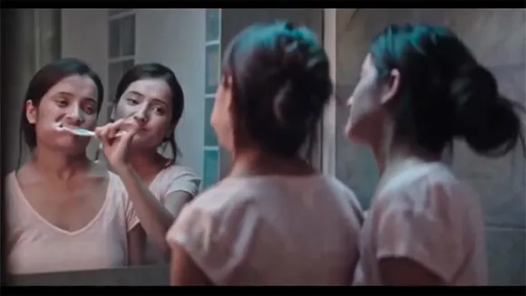 Naukri.com shows 'Monday Blues' syndrome in a quirky way