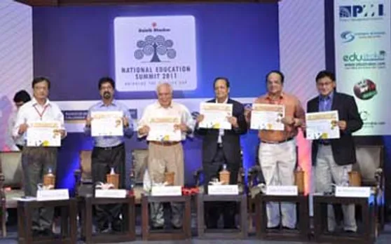 Dainik Bhaskar Group hosts summit on B-Schools