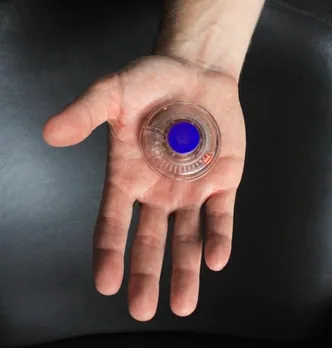 Injector in Hand