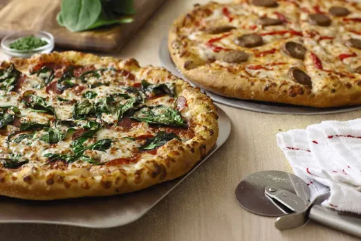 Hand Tossed Pizzas Spinach Pepperoni Sausage Red Pepper