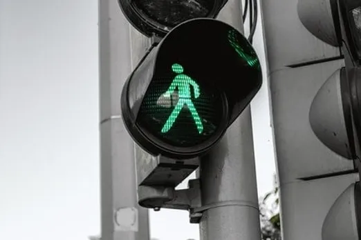 CIOL Traffic lights come to pavement for smartphone-addicted