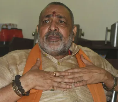गिरिराज सिंह का मूर्ति विसर्जन हिंसा पर बयान