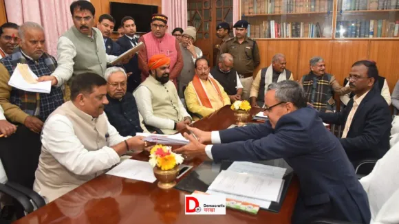 राज्यसभा सीट के लिए नामांकन