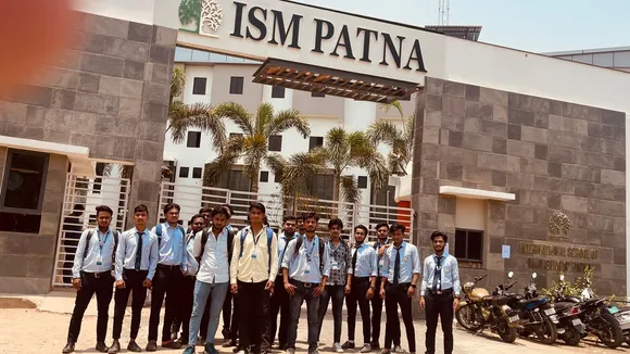 ISM कम उपस्थिति के कारण छात्रों पर 20 हजार तक का जुर्माना, छात्र नाखुश