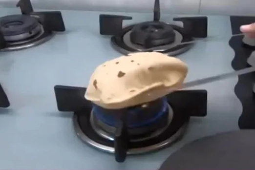 Cooking Roti On Direct Flams Can Cause Cance