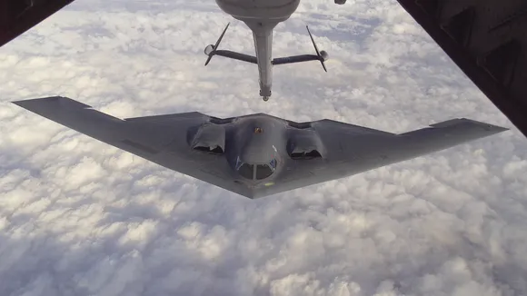 B2-Stealth-Bomber