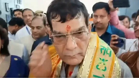 AK- Sharma- Viral- Video