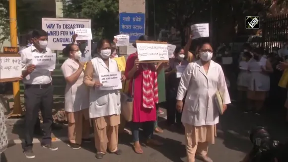 Delhi's Hindu Rao Hospital doctors staged protest against non-payment
