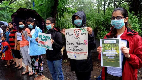 Maharashtra government withdraws cases registered against Aarey protesters