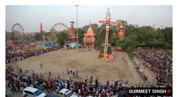 On Dussehra, BKU burns effigies of PM