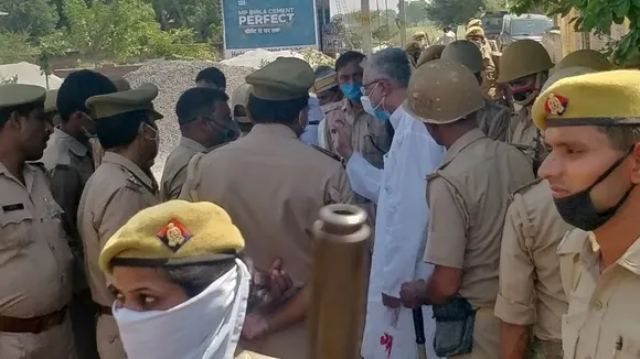 UP government suspends Hathras SP, DSP amid nation-wide outrage over gangrape, still no action on DM