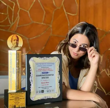 Hina khan won style Icon of social media
