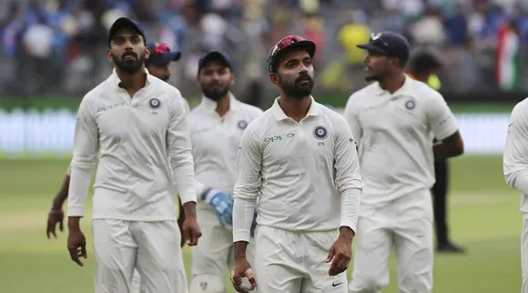 Virat advises Rahane ahead of the second Test against Australia