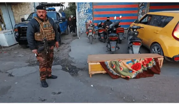 Baghdad: Islamic State said it was behind double suicide bombing