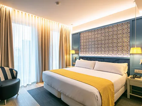 Hotels and banquet halls to be used for covid treatment in Mumbai, Delhi