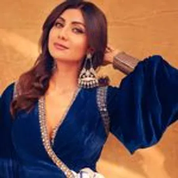 Shilpa Shetty's family contracts covid-19, actress tests negative