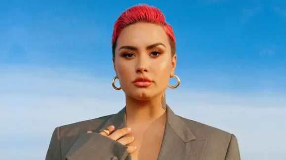 Demi Lovato declares self as "non-binary", changes pronouns to "they/them"