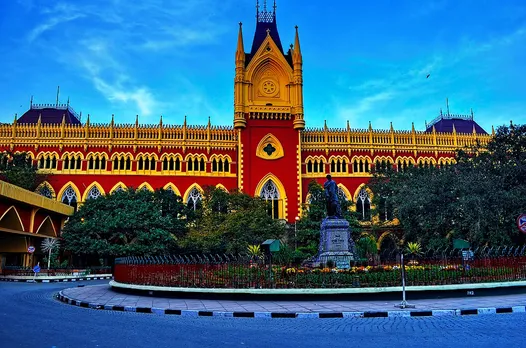 calcutta high court ordered to defaulting students parents to pay 50% fees