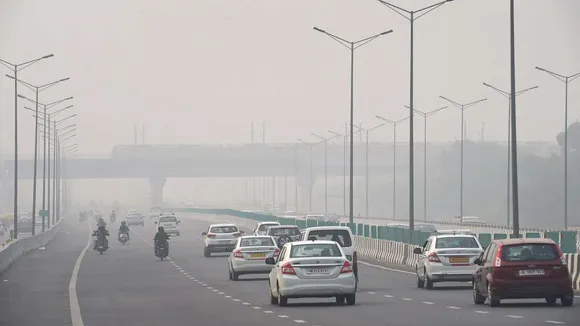 Delhi's AQI sees slight improvement
