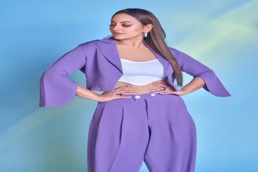 Sonakshi Sinha Sizzling Photos