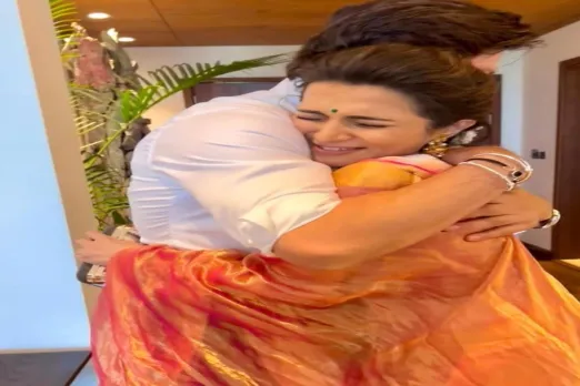 SRK Meets Dhivyadharshini