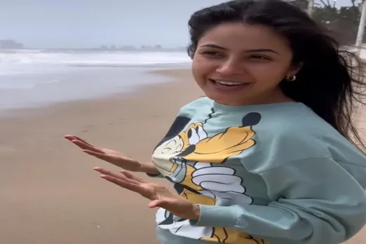 Shahnaz Gill Video