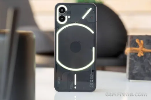 Nothing Phone (1)