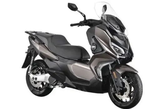 PV maxi-scooter