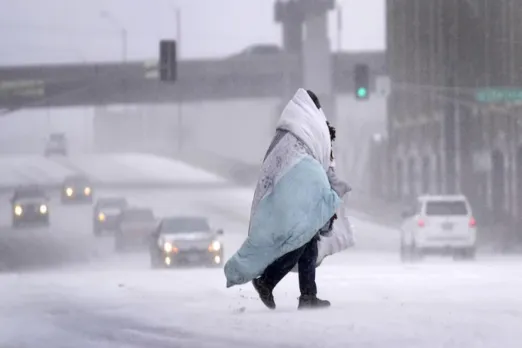 Bomb Cyclone sweeps two thirds of US states, causing power outages amid bone chilling temperature