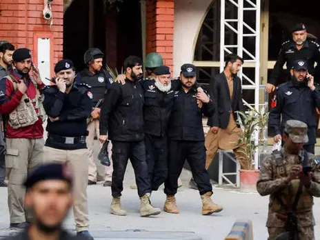 Pakistan suicide mosque
