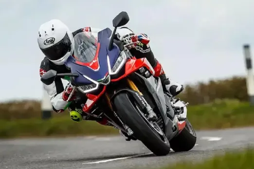 Aprilla RSV4