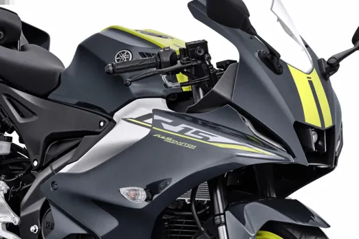 Yamaha R15 V4 2023