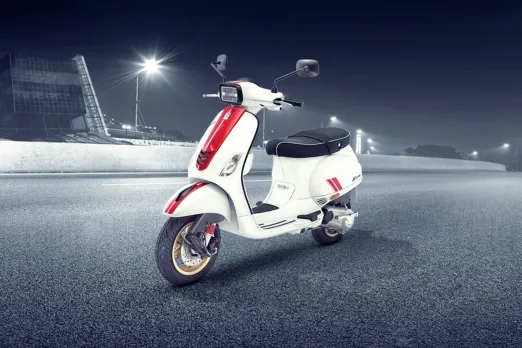 Vespa SXL 150 Scooter