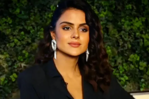 Priyanka Chahar Choudhary sister