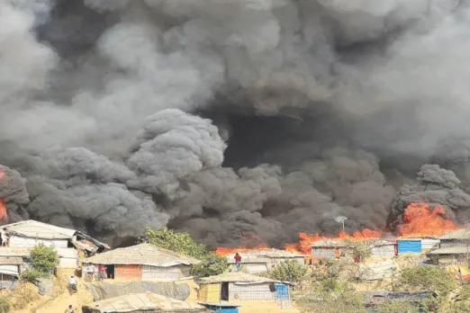 Blaze at Rohingya camp