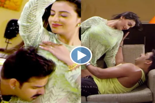 Pawan Singh and Akshara Singh