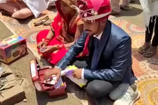 Condoms in wedding kits