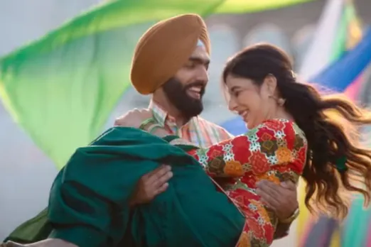 Gaddi Jaandi Ae Chhalanga Maardi Trailer