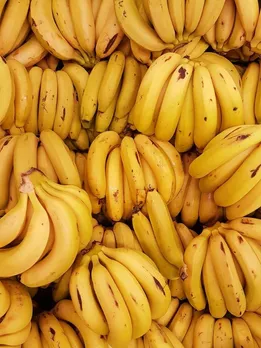 Top 10 Advantages of Eating Bananas