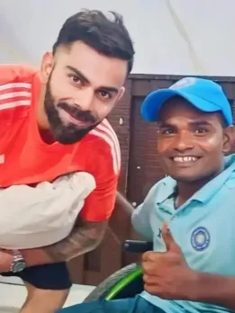 Virat Kohli Wows Fans with his Kind Gestures