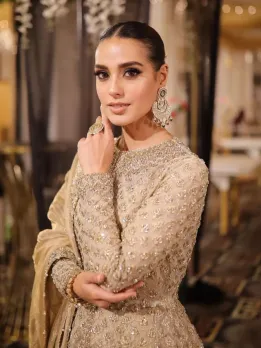 Top 10 Pakistani Dramas of Iqra Aziz to watch in March 2024
