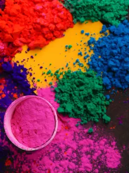 10 Essential Skincare Tips for Holi