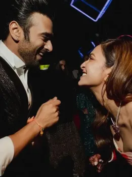 Pulkit Samrat and Kriti Kharbanda set major Couple Goals