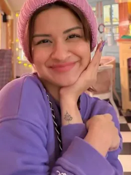 Avneet Kaur Looks Adorable in Purple Sweatshirt