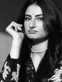 Palak Tiwari's Gorgeous Style Gives Nostalgic Vibes