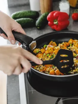 Cooking Food in Non-Stick Utensils Good or Bad?