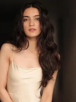 Laapataa Ladies star Pratibha Rantta Looks Dazzling, Stuns Fans