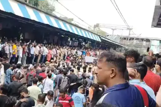 Badlapur Protest